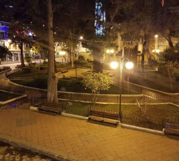 Parque-central-Paute